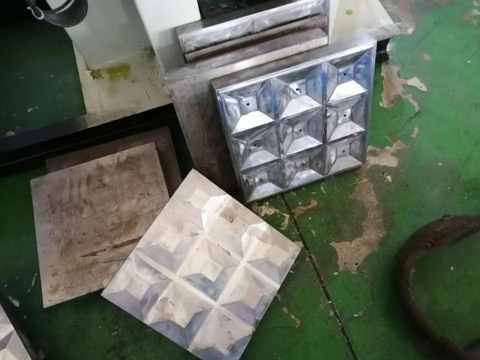Новый продукт машина для изготовления 3D-прессов украшения стен и рекламных щит производственных предприятий 300 мм * т. д.