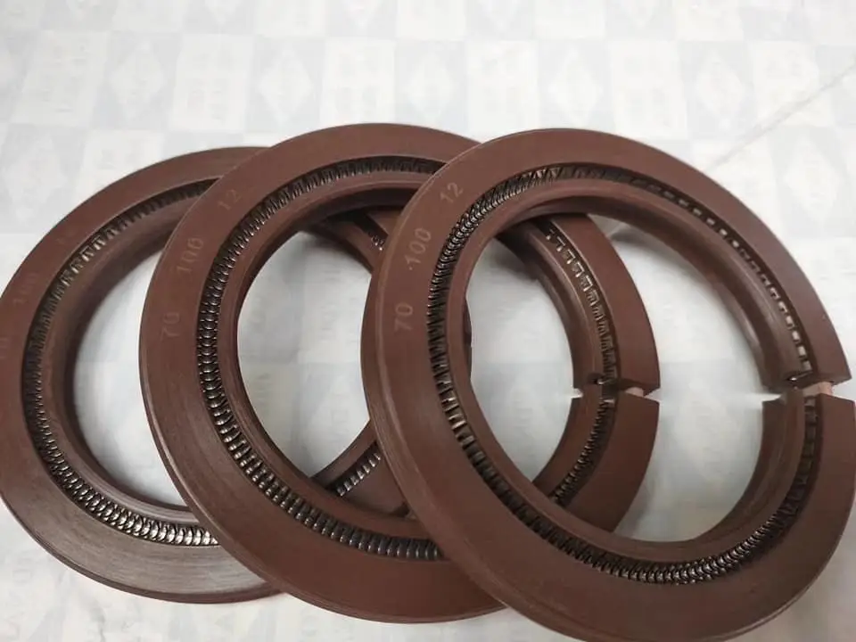 OEM ODM Custom Molded Rubber FKM HNBR High Temperature Rubber Oil Seal