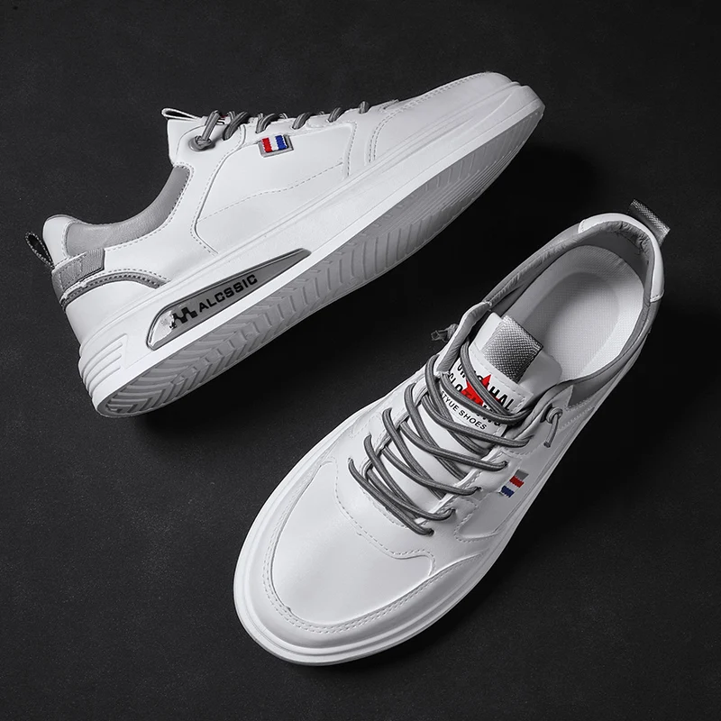 Fashion design khaki men sneaker hot selling new cool flat sole walking shoes support custom logo men casual shoes