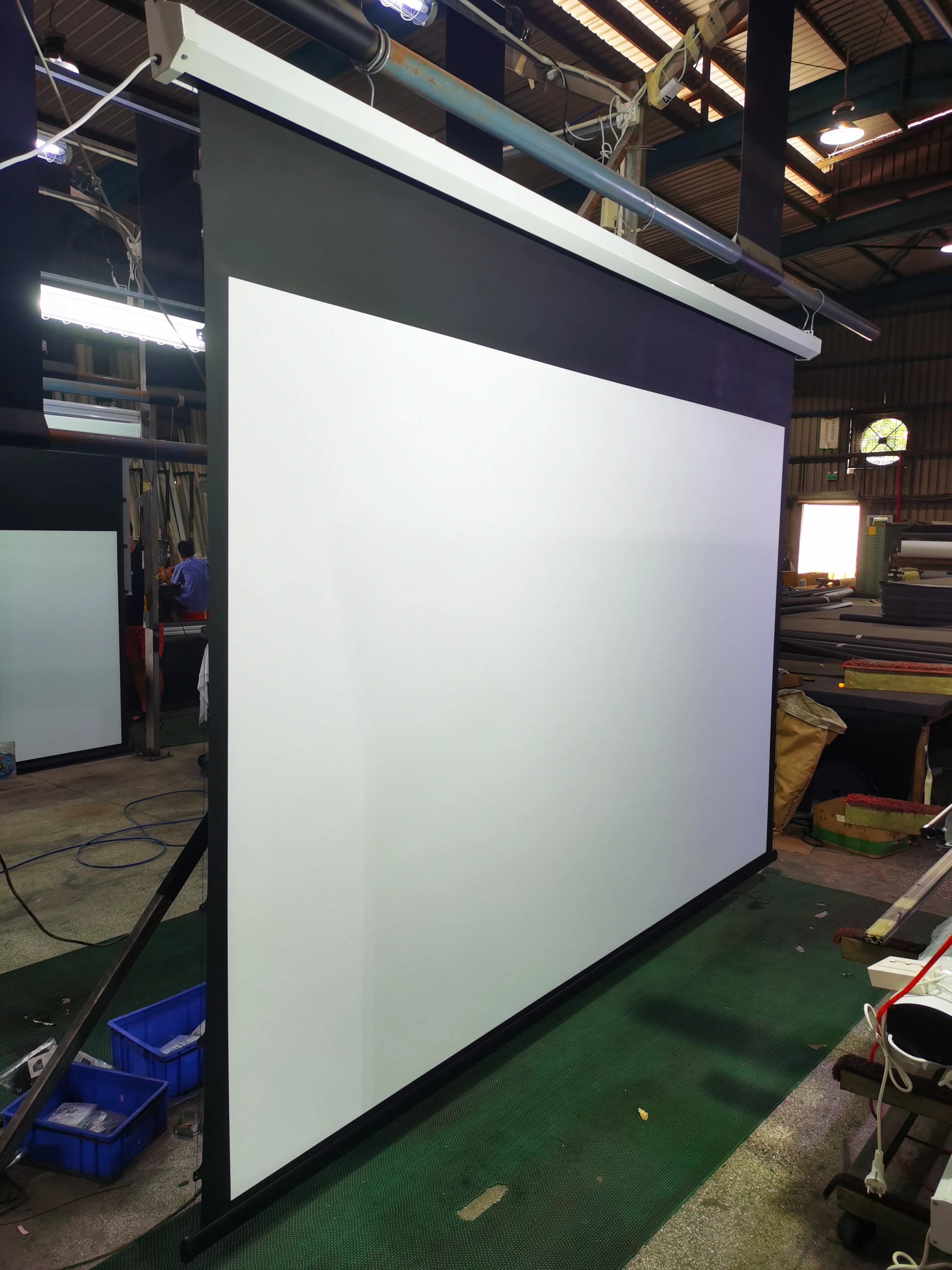 100' High Quality Electric projector screen / Wall & Ceiling Mounted Motorized projection screen for home cinema