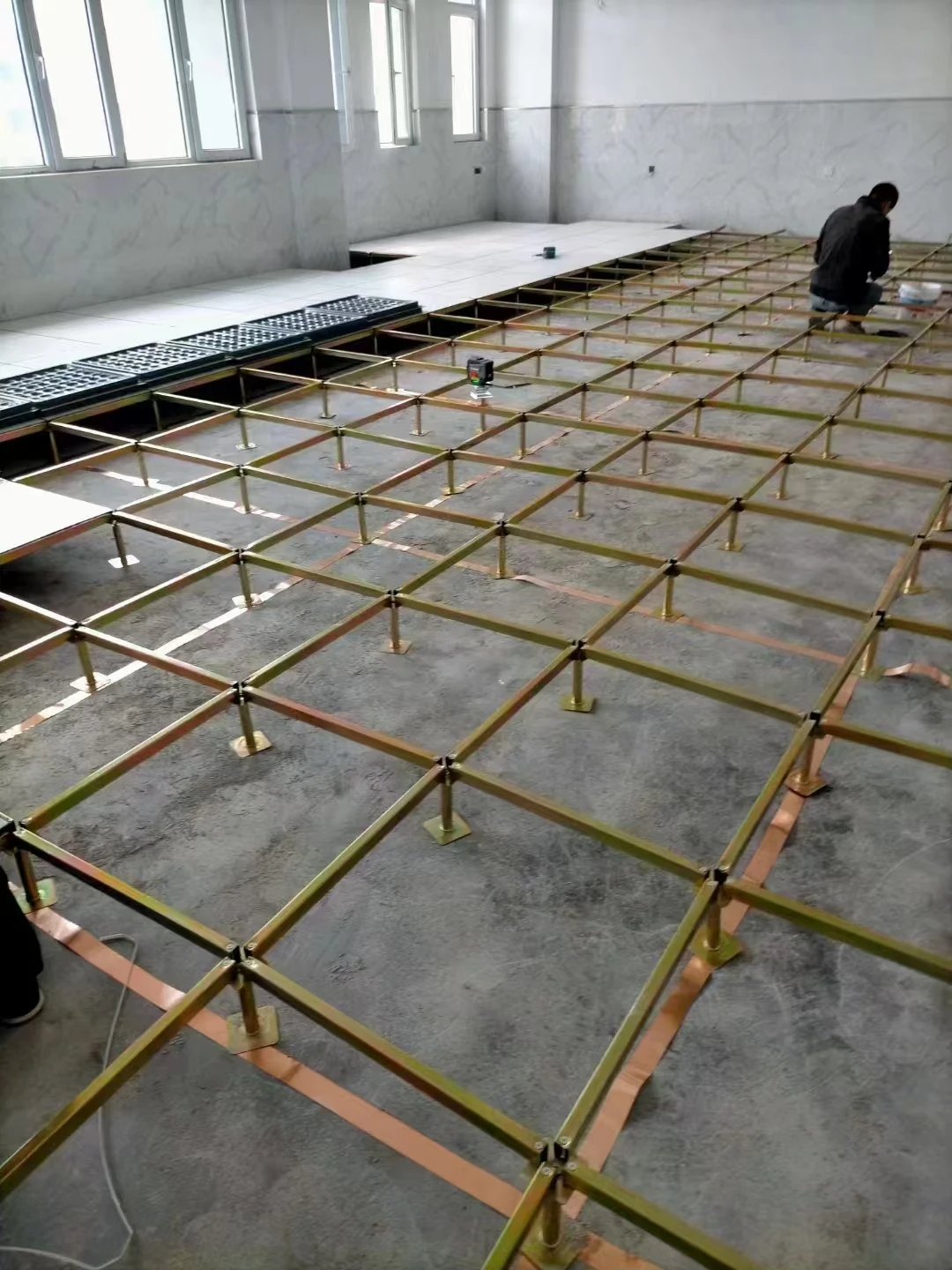 Custom Finished 600x600mm Anti-Static Raised Floor with Calcium Sulphate Product Type Flooring