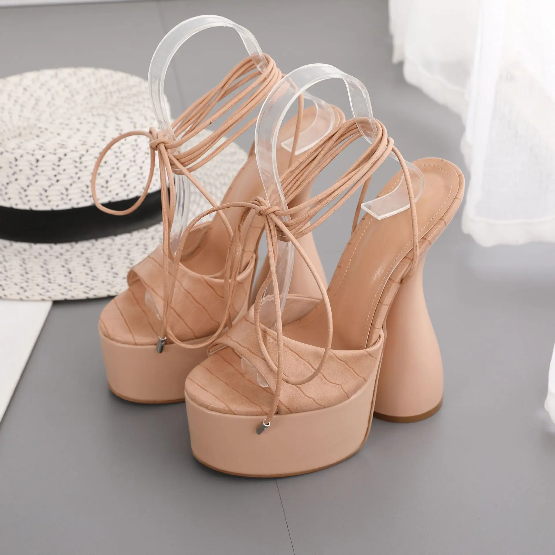 2022 spring and summer new lace high heels gold round head high heel sandals for women wearing lace thick heel shoes