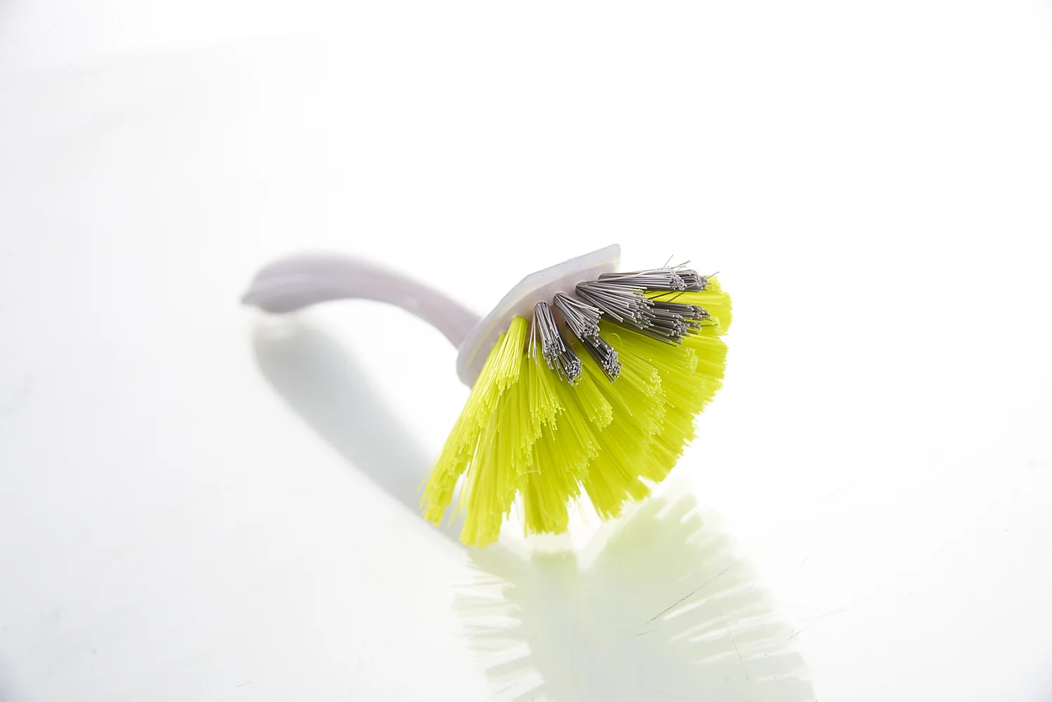 Washing Up Brushes LongHandled Dish Brush for Cleaning Pots and Pans Kitchen Plastic Dishwashing Brush