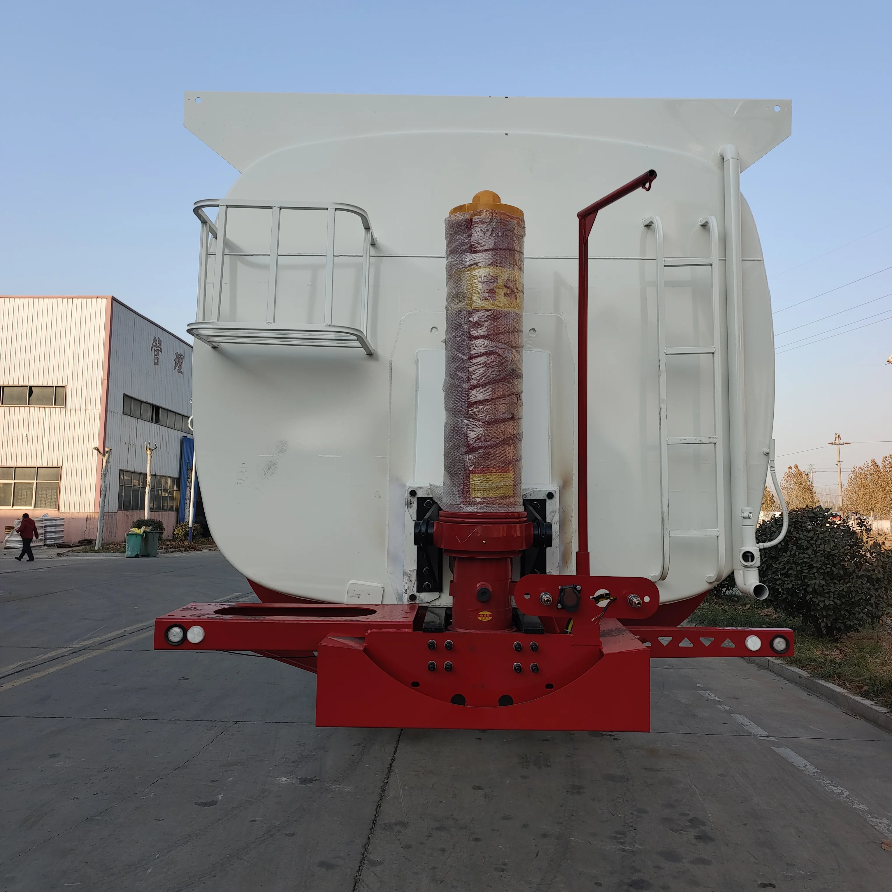 Hot Selling 9.5m Tank Type Rear Dump Semi-Trailer Second-Hand New Car Special Vehicle for Special Transportation