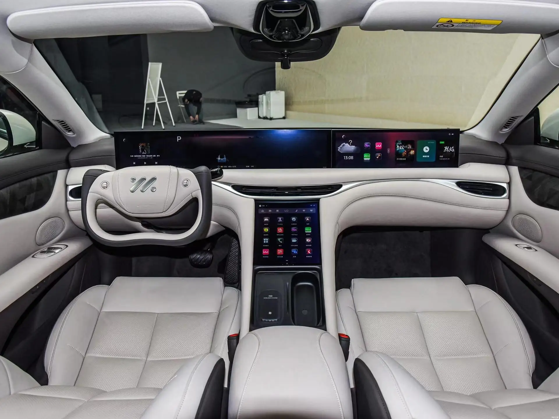 2024 Im L6 850km ultra Long Range Pure Electric Car High Performance Sedan Luxury Ev Car 4wd New Energy Vehicles Im L6 Max 2025