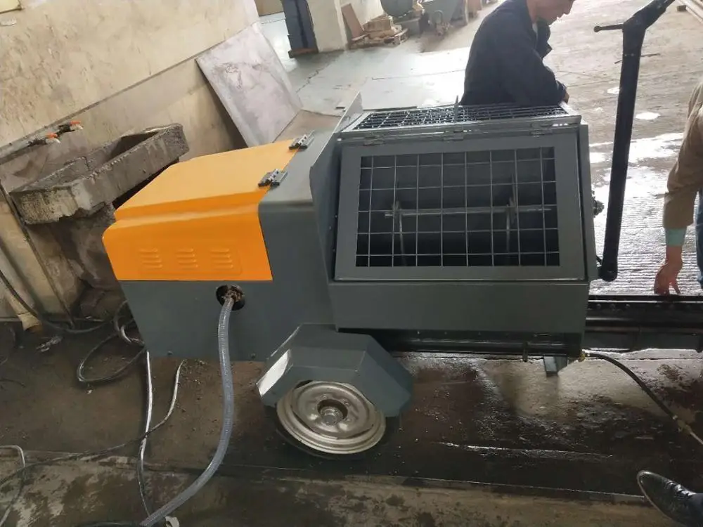 wall mortar plastering rendering machine wet concrete screed plastering spraying machine 380V,415v or diesel engine