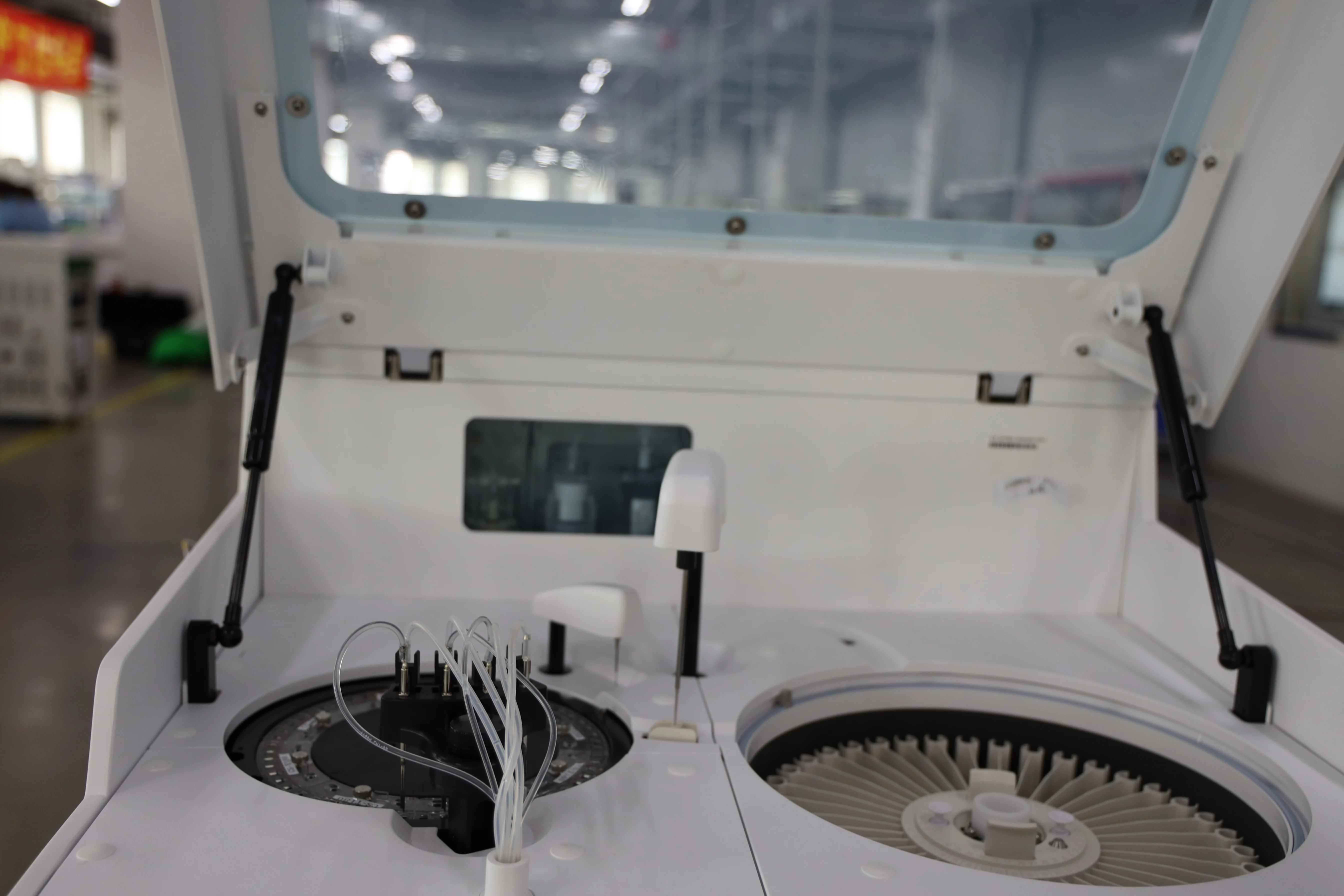 Clinical Laboratory hot selling Fully Auto Biochemistry Analyzer/Chemistry Analyzer