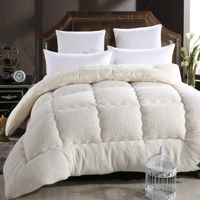 Fleece Quilt Custom Hot Sale OEM Manufacture Anti-bacterial Quilted Duvet Polyester Comforter Fiber Quilt for Winter