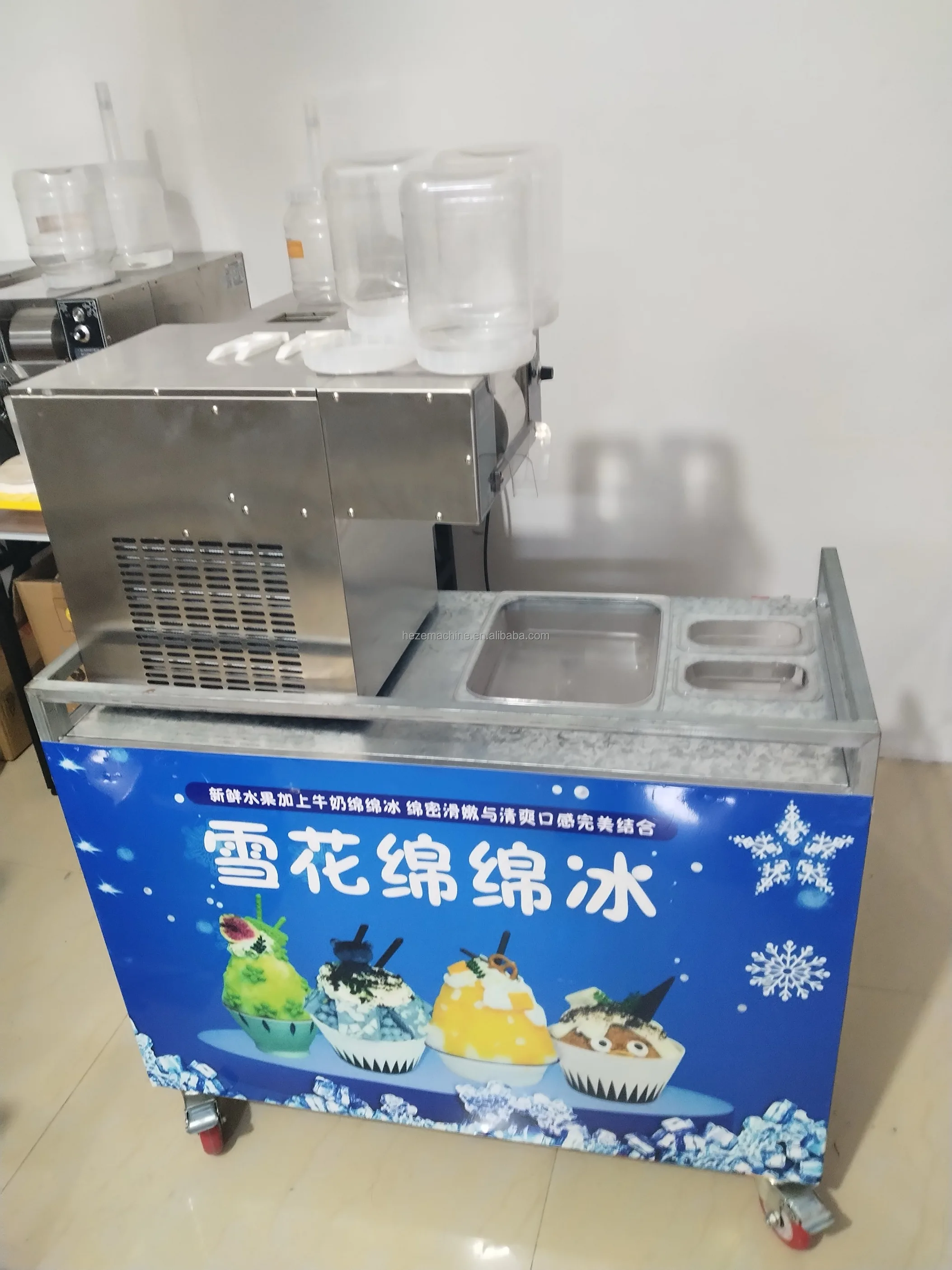 Electric Milk Snowflake Machine Snow Flake Maker Ice Snow Bingsu Machine  for Restaurant