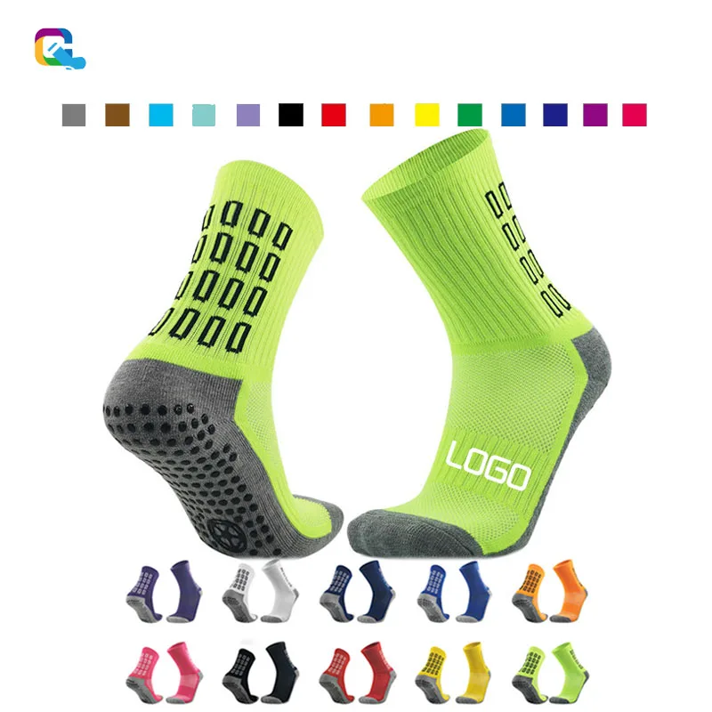 Qichuan Custom Compression Crew Glue Durable Running Outdoor Sports Terry Thickened Grip Basketball Football Socks Soccer