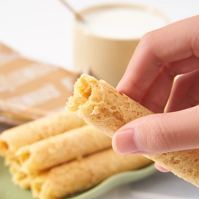 Chinese Traditional Egg Wafer Stick Coconut Flavor Crispy Chinese Snack Food Egg Rolls in Square Tin
