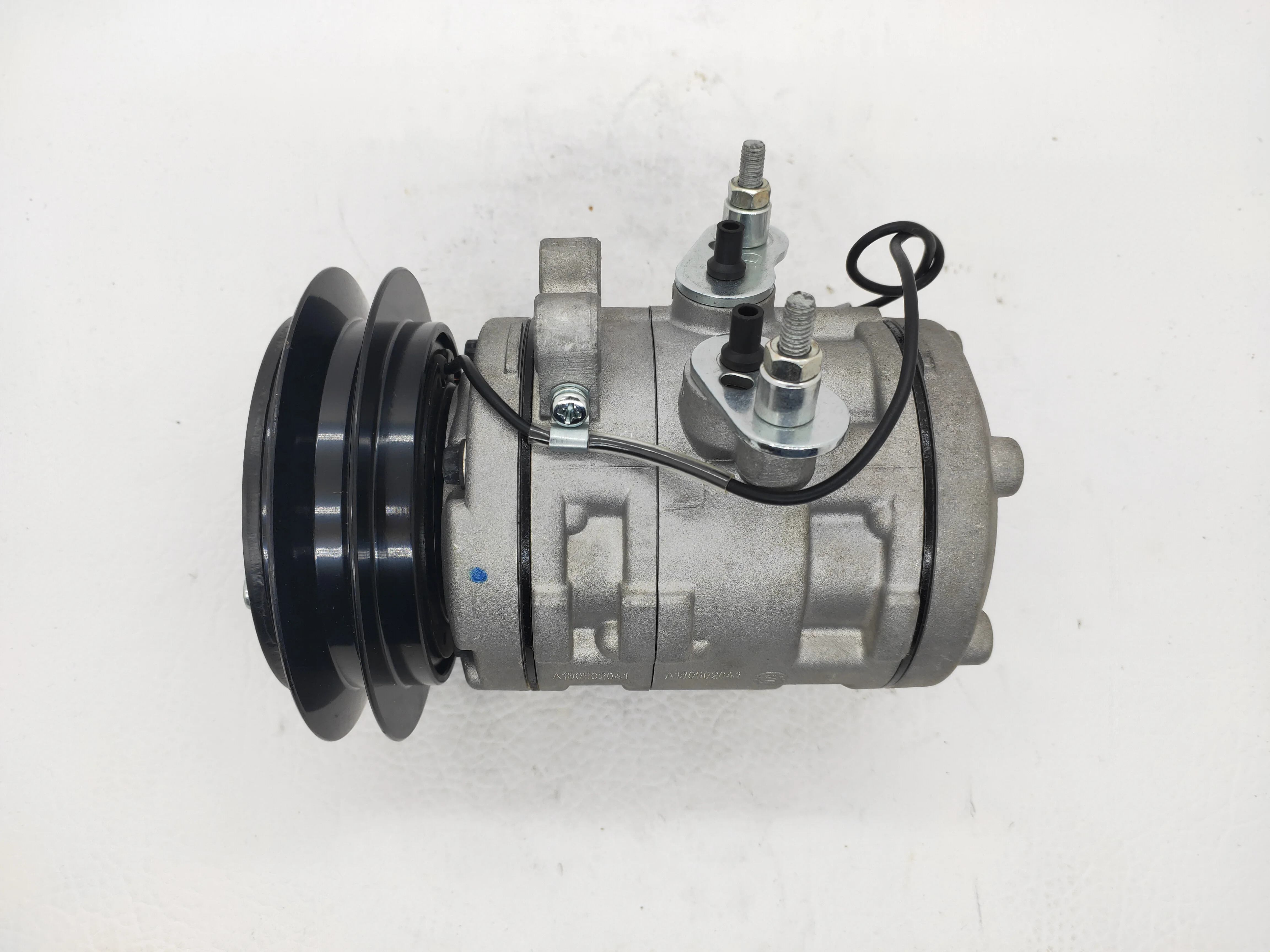 A4366 Auto air compressor for Lovol Excavator 24V auto air conditioning parts