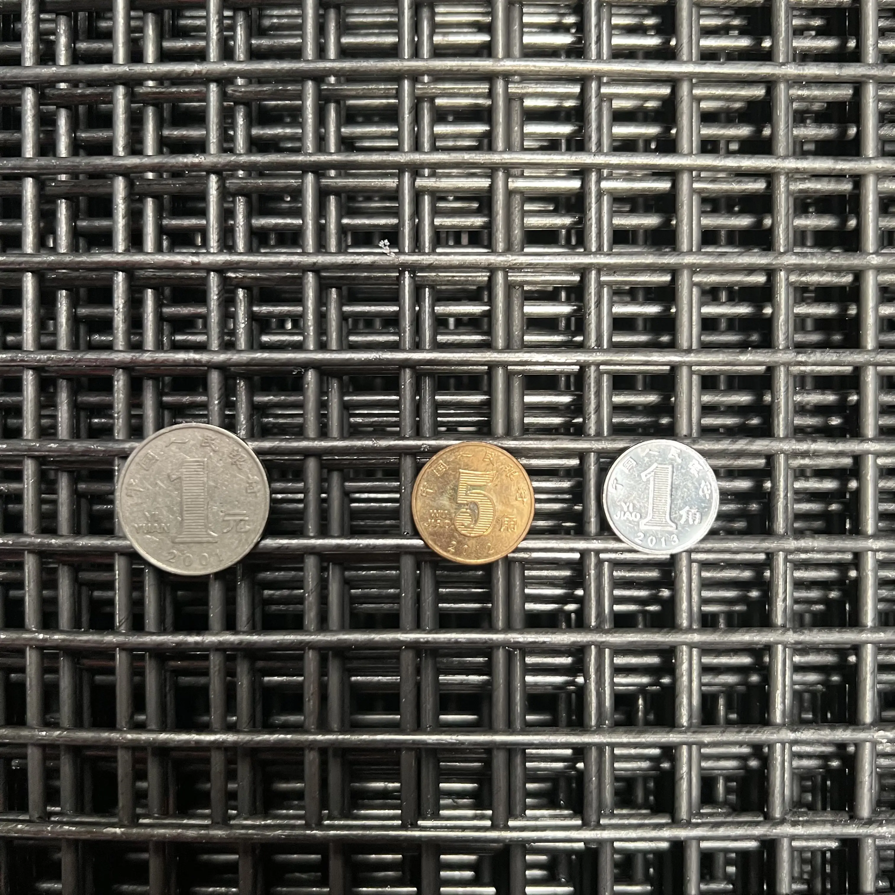 High Strength Welded Wire Mesh Security Fencing Panel Heavy duty 3d welded iron wire mesh panels