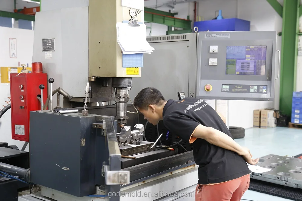 One-step injection mold factory plastic automatic vertical injection molding for mini injection molding machines