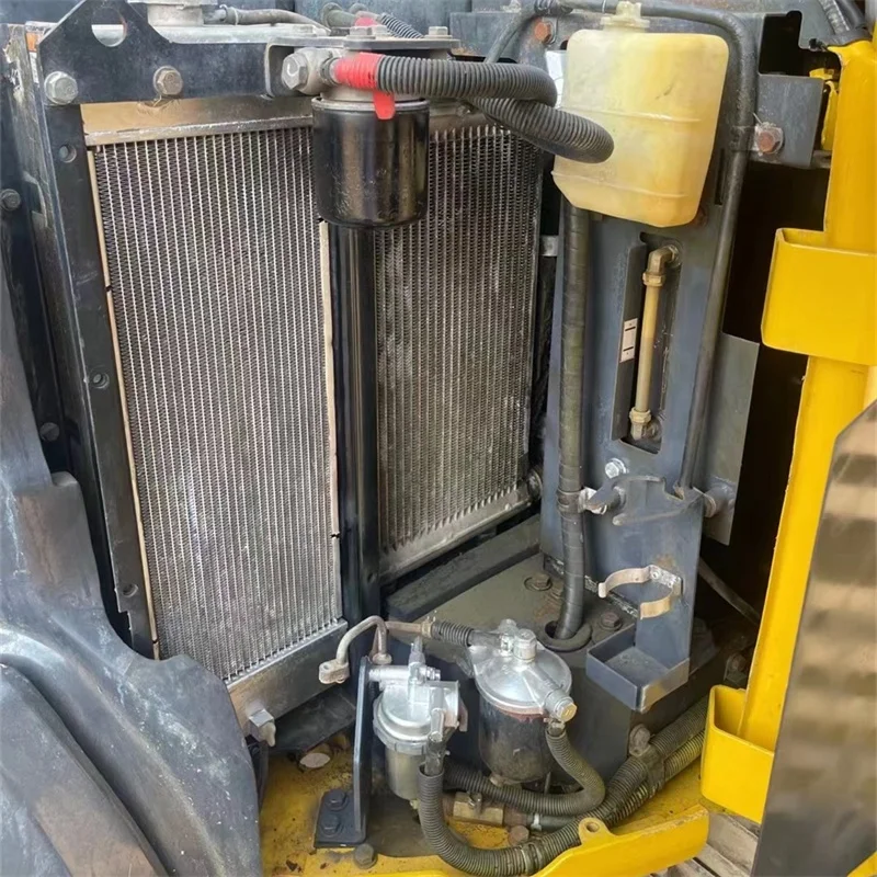 Мини-экскаватор Komatsu 55 mr для продажи хорошее состояние хорошая цена 5 тонн Рабочий вес