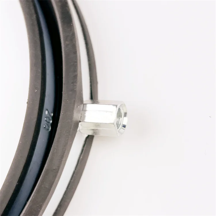 Salvador Rubber Lined All-type pipe clamp Collar Clips Hose Pipe Clamp Superfes Double Single Pipe Clamps With Rubber