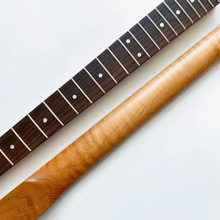 Custom 22 Frets Electric Guitar Neck ST Roasted Flame Maple Guitar Necks for Sale