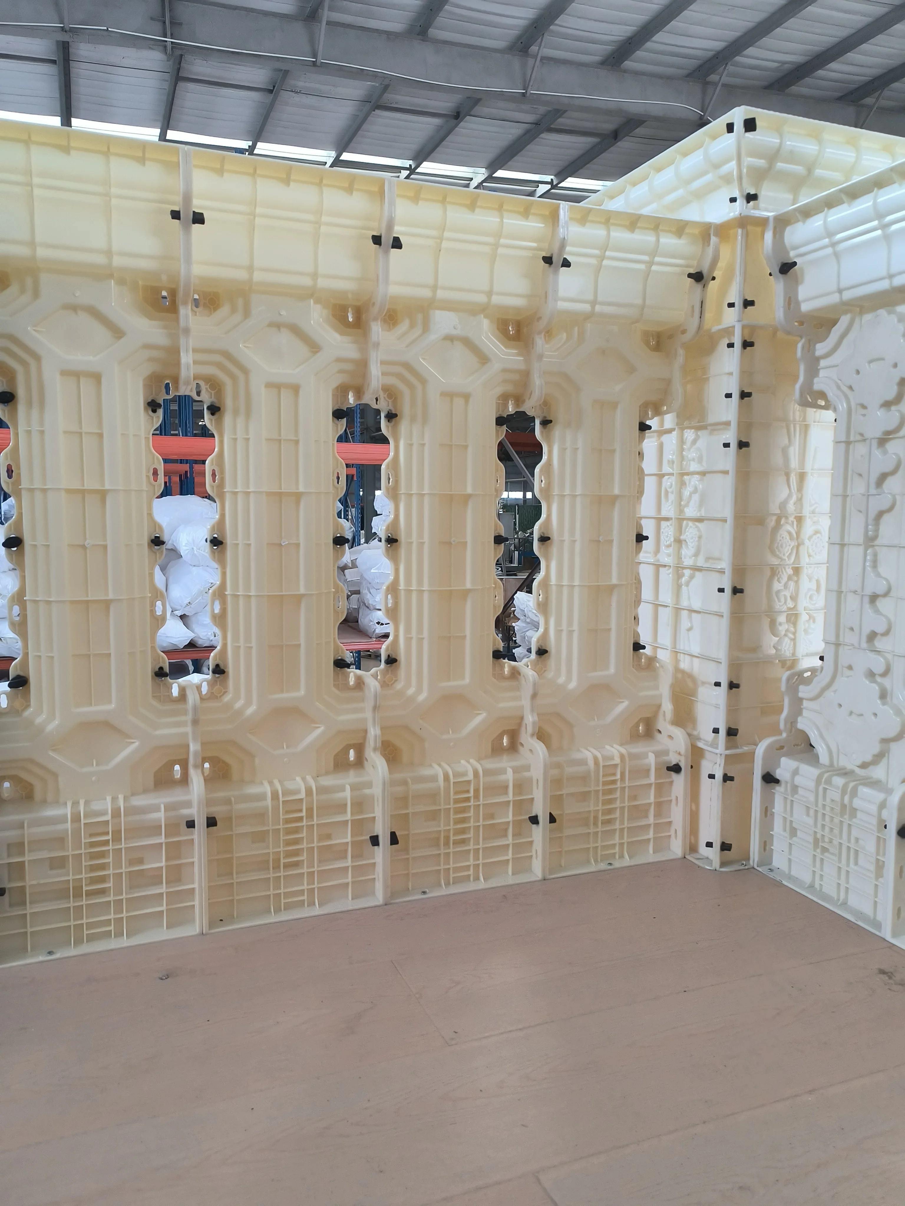 2024 new design casting in place  plastic decorative  concrete baluster mold for sale