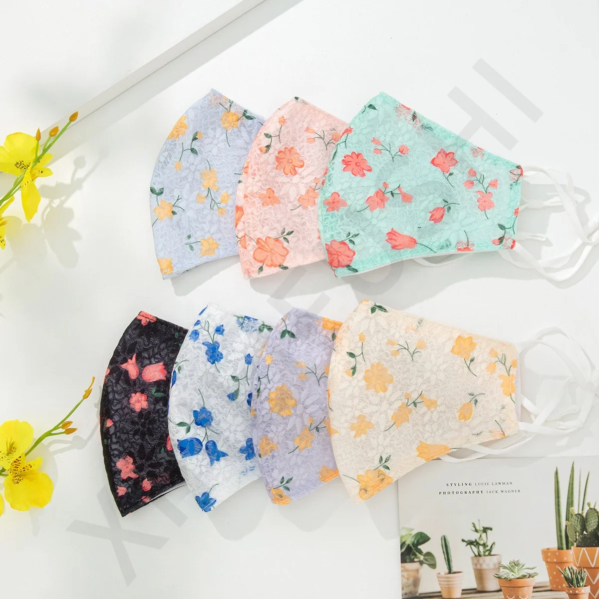 
2021 Newest 2-ply print slower maskes fashionable women cotton face mouth maskes spring series accessory 