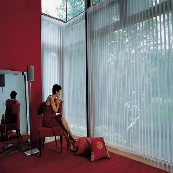 Yilian High Quality Motorized/electric Spacer Vertical Blind/blinds Fabric for Home Office Hotel Blinds Vertical Pattern Support