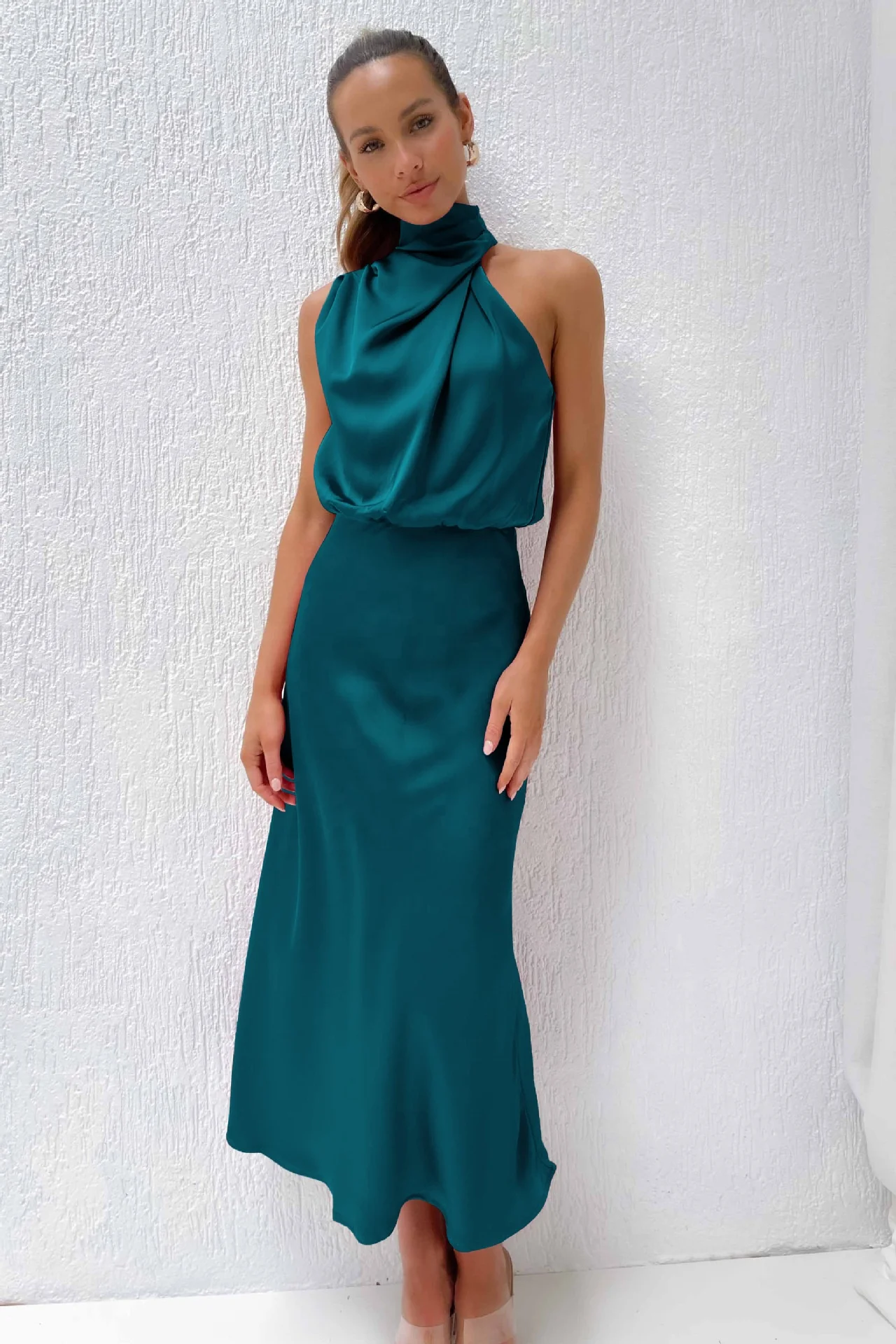 2023 spring and summer hot selling new senior sense satin sleeveless dress fashion elegant evening dress