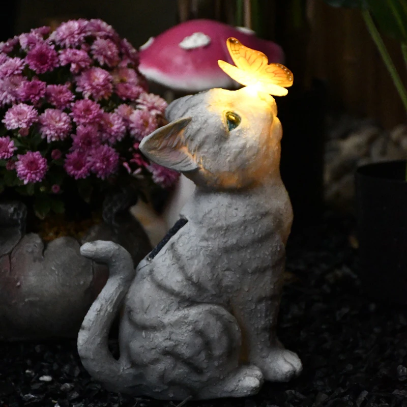 New arrival Outdoor Cute Cat  Decorative Resin crafts Garden lights solar power Resin garden statue