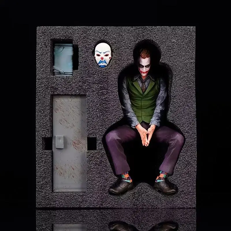 Heath Ledger statue Joker sitting  model static ornament action figure