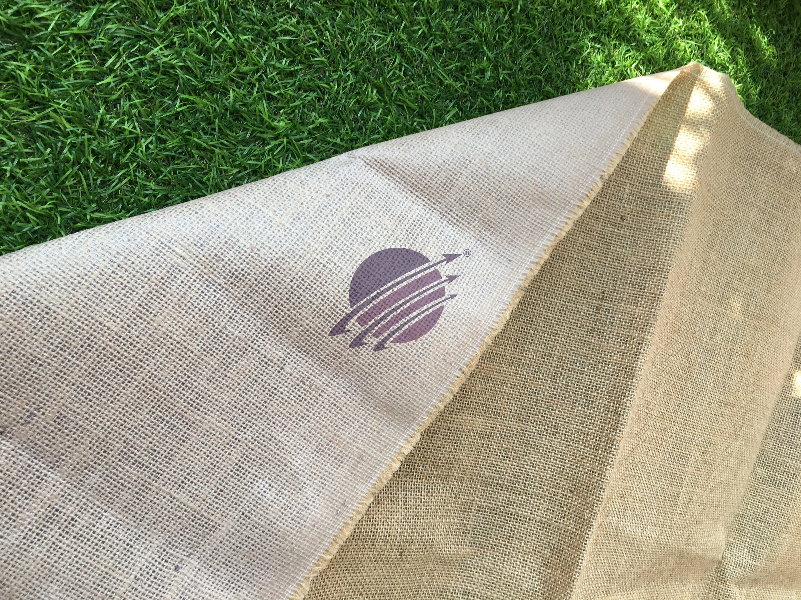 High quality laminated dyed Jute Burlap Fabric for crafting & decoration