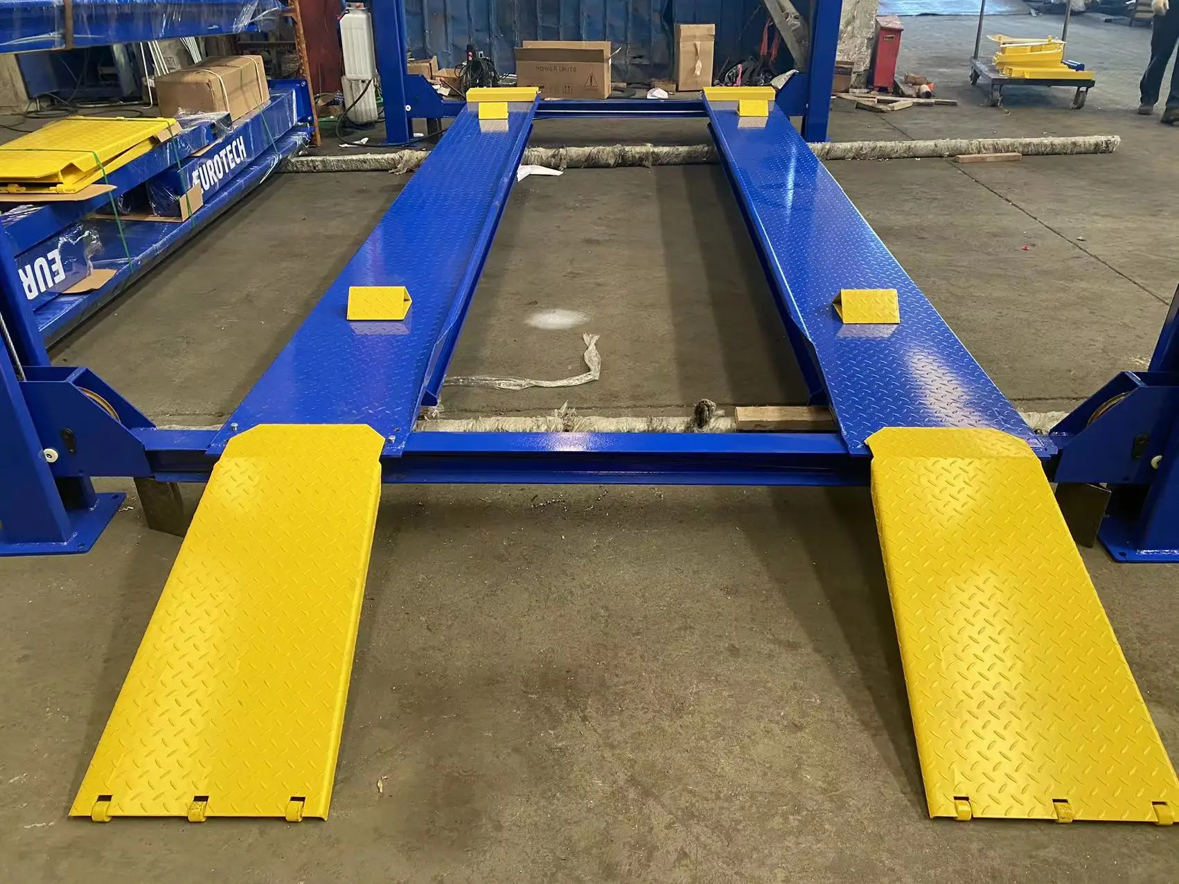 Fast delivery 4000kg Manual Single Side Lock Release Four Post Alignment Car Lift high quality four post car hoist