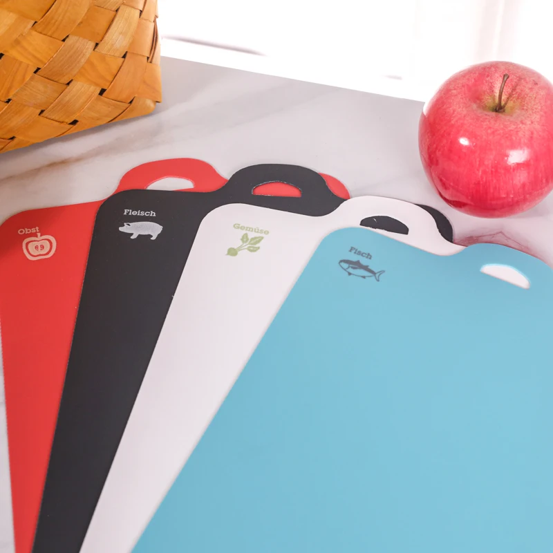 
Factory direct kitchen supplies flexible plastic cutting board 