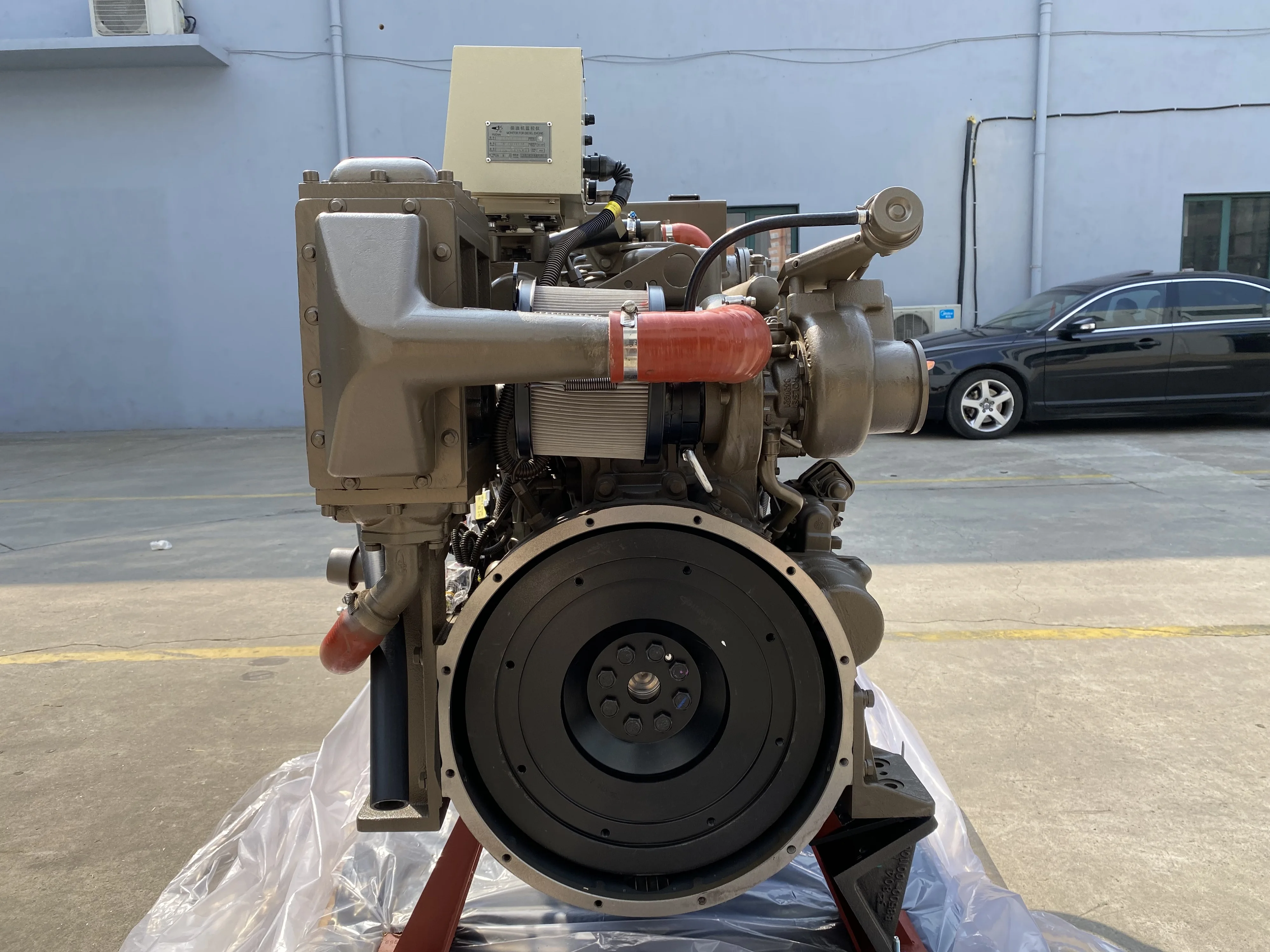 Yuchai good condition 162kw 2200rpm 6 cylinders YC6A220C engines for ships use assembly