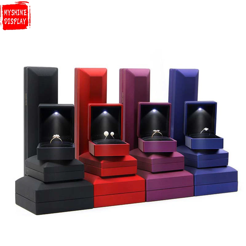 Latest Hot Custom Color Logo Plastic Jewelry Led Light Ring Box High End Ring Bracelet Pendant Bangle Jewellery Boxes With Light