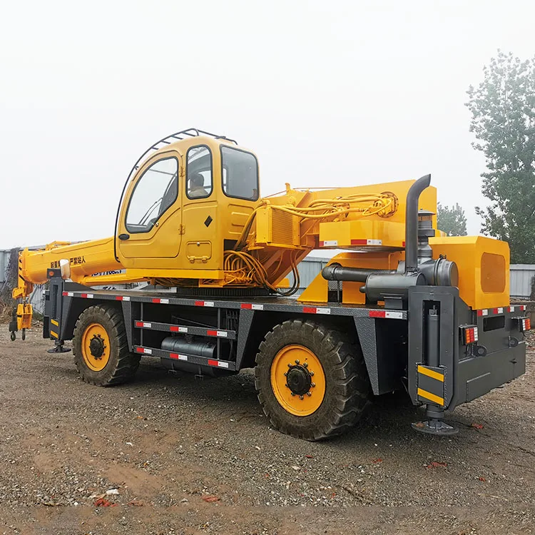 High quality and low price four-wheel drive crane 16 ton tire rough