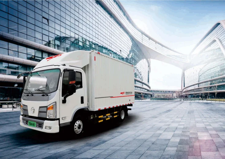 Left Hand Chinese 4x2 Diesel 140Hp Automatic Yuchai Light Box Cargo Truck 6 Tons For Sale