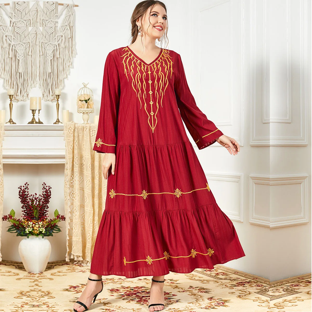 Pure Red with Gold Embroidered 2022 New Wholesale Long Abaya Women Muslim Dress Pleat Designs L-4XL Clothes Women Muslim Fashion