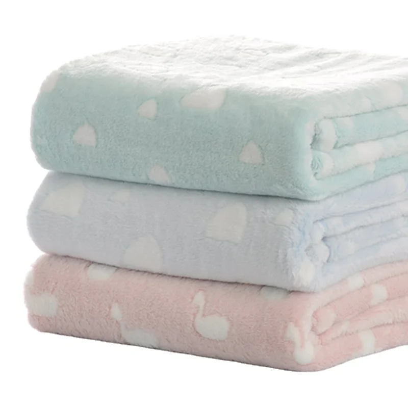 China 100 Polyester Soft Plush Flannel New Born Knitted Baby Blanket Wholesale