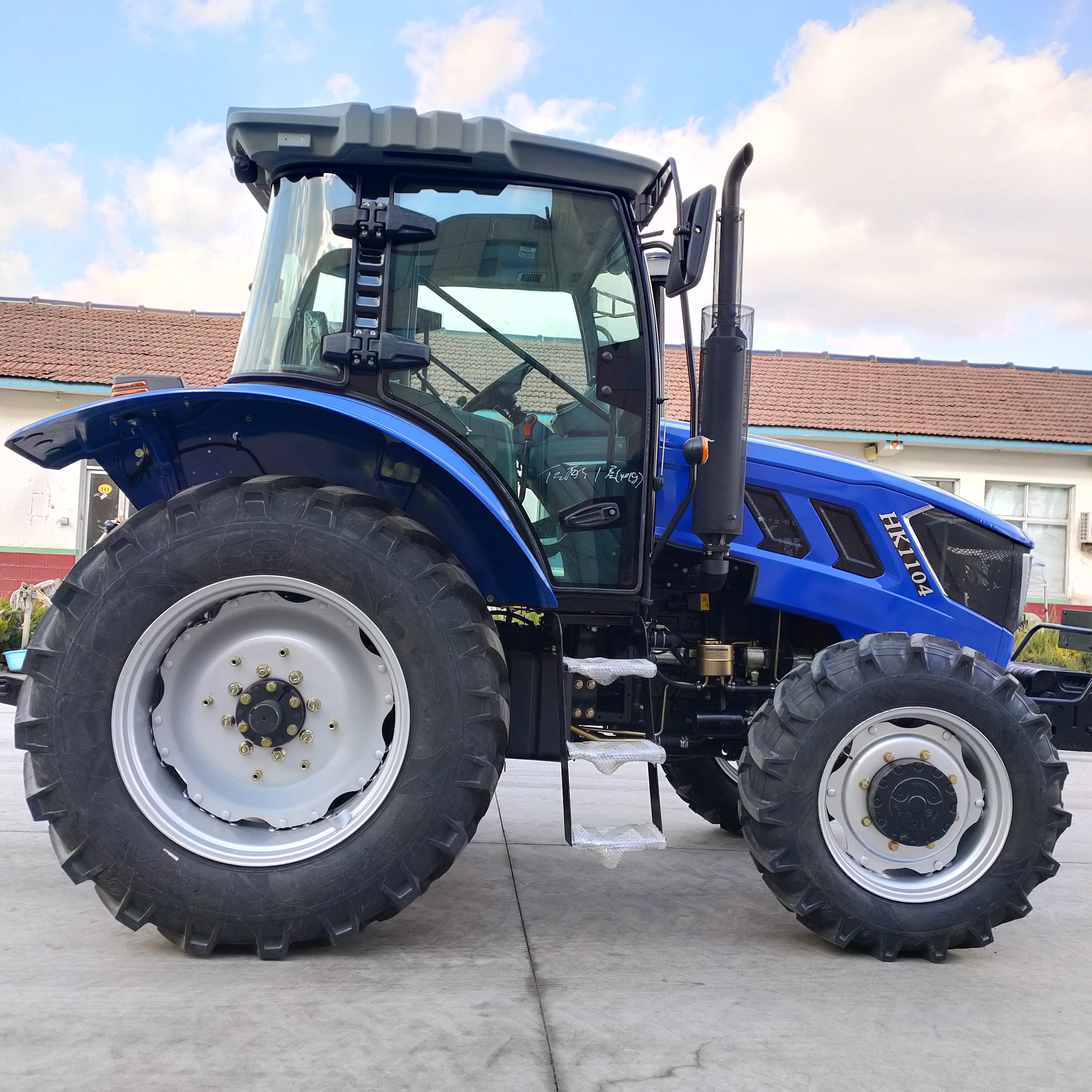 4x4 100hp  high-performance  AC Cabin farm  tractors with YTO Engine
