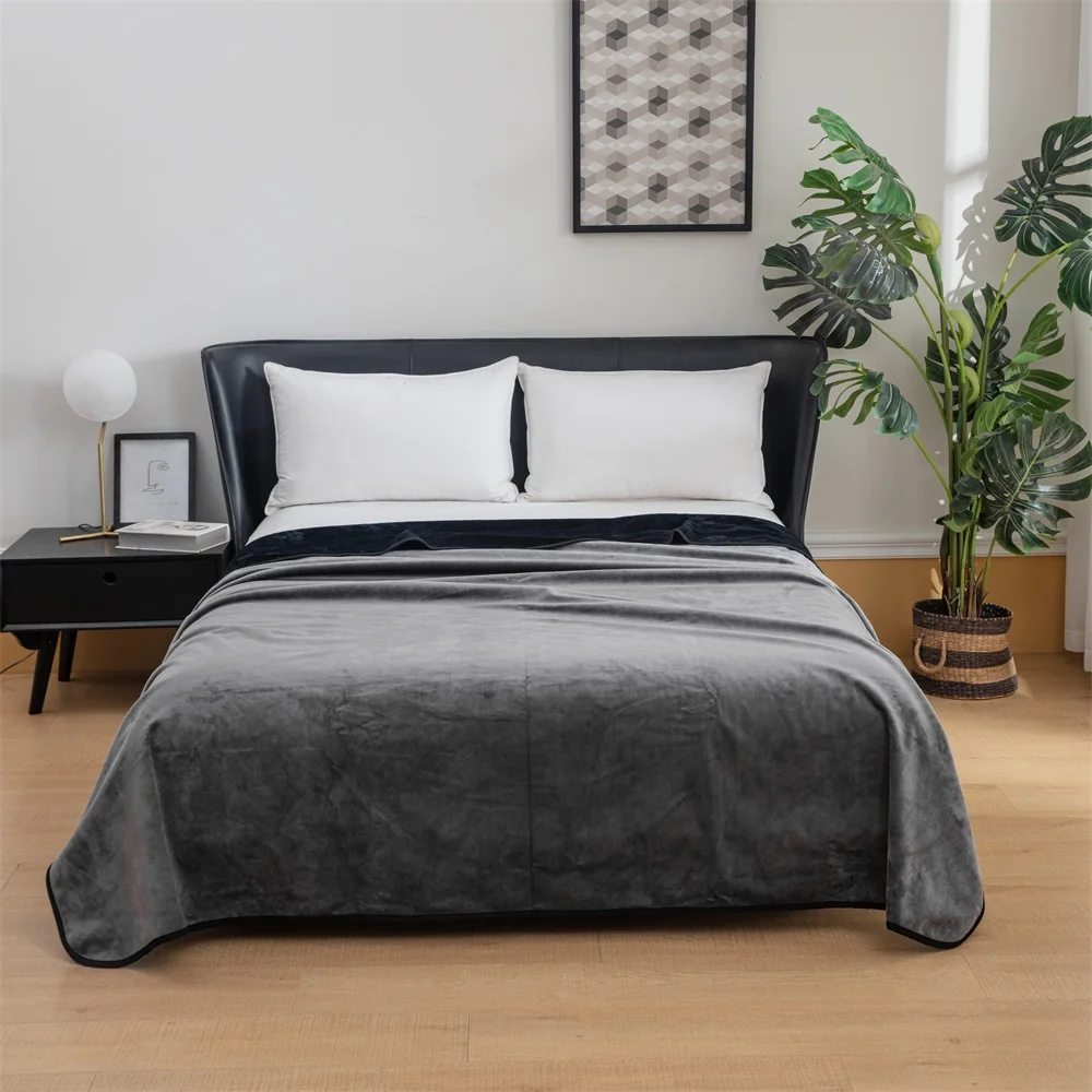Custom Design Microfibre Velvet Waterproof Intimacy Squirt Blanket for Bed