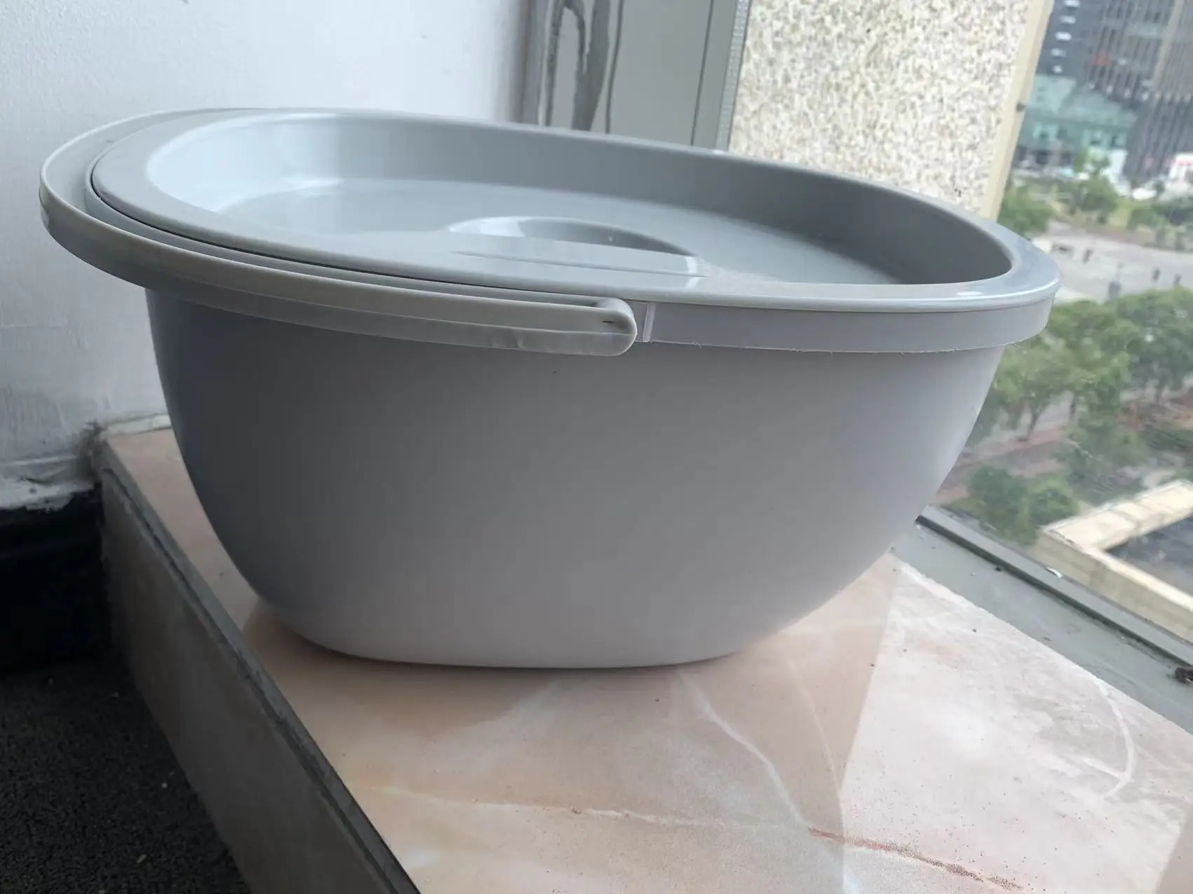 Spare Parts Foldable Plastic Portable Toilet Detachable Inner Bucket and Removable Toilet Paper Holder Toilet