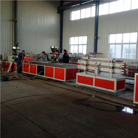 Wpc Profile Extruding Machine for Plastic Door Panels Extruder