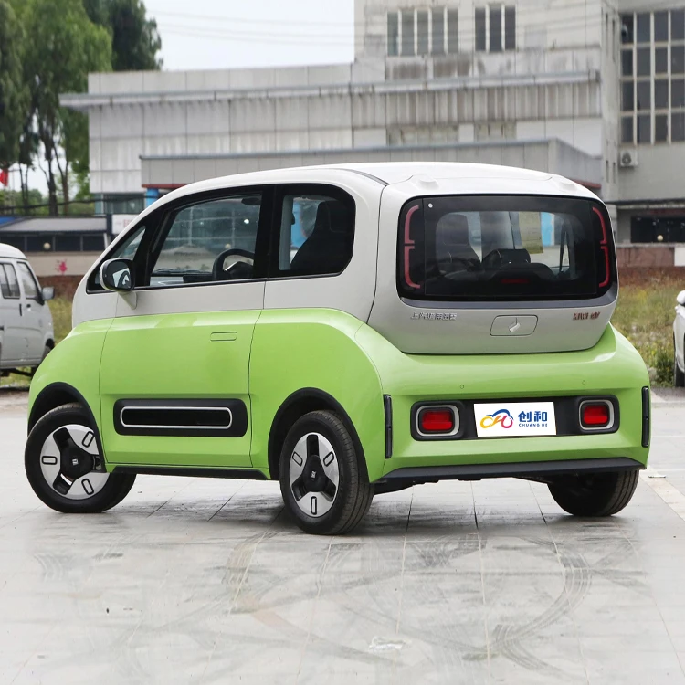 2024 Hot Sale WULING KIWI Mini Electric Car New Energy Vehicle with Hybrid Fuel 4-Seater Hatchback EV Motor