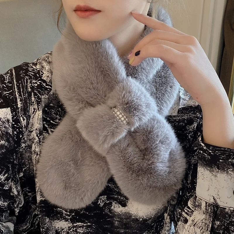 Scarf female winter Korean version of all wear protective neck small bib  Rex rabbit hair velvet collar 2021 new cross