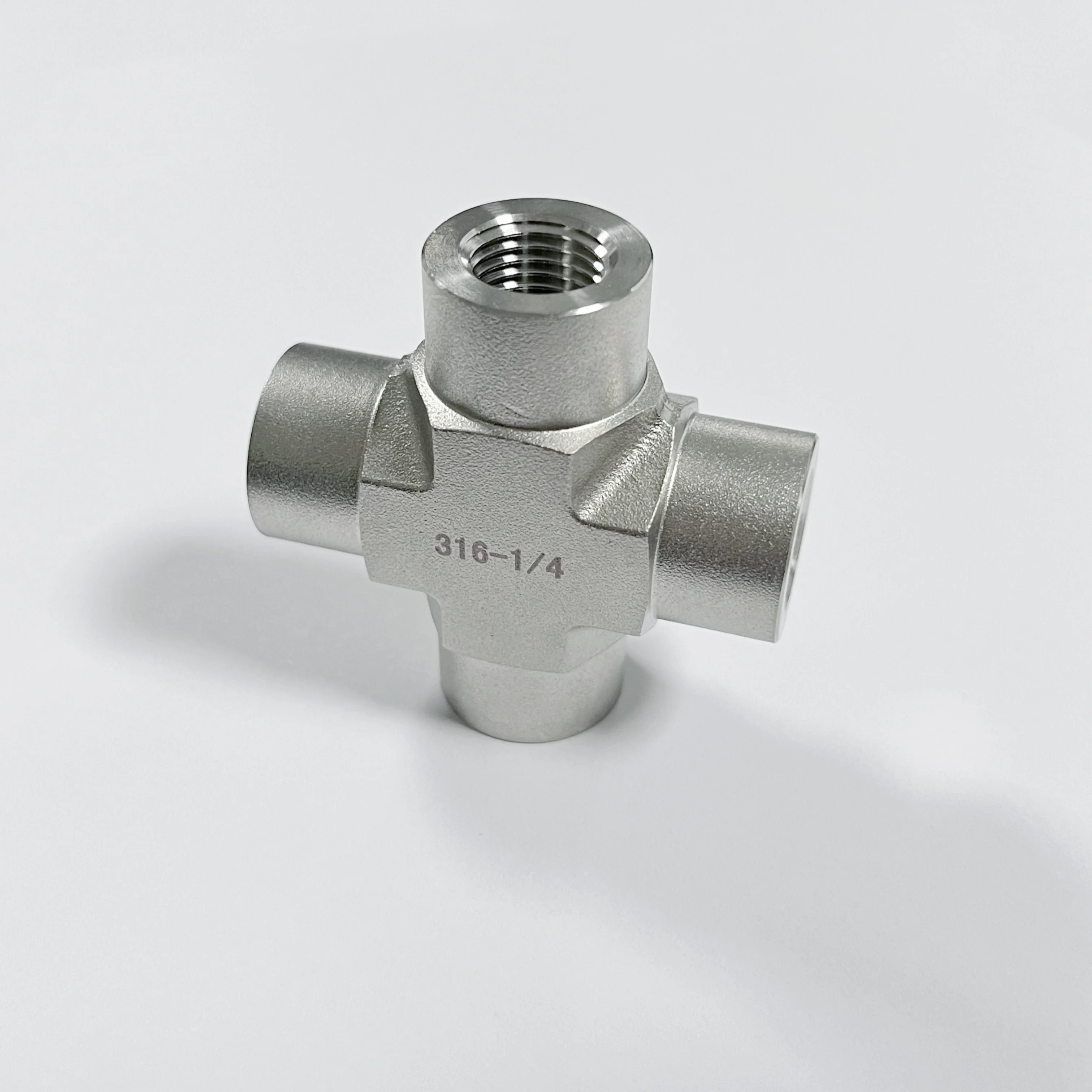 WAKAMASTU Factory wholesale 304 Stainless Steel 4 ways cross female threaded 1/8 NPT BSPT BSP JIC pipe tube connector fittings