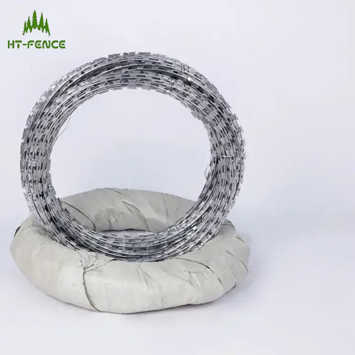 HT-FENCE Bto-22 Горячая окунутая гальванизированная колючая проволока для бритвы