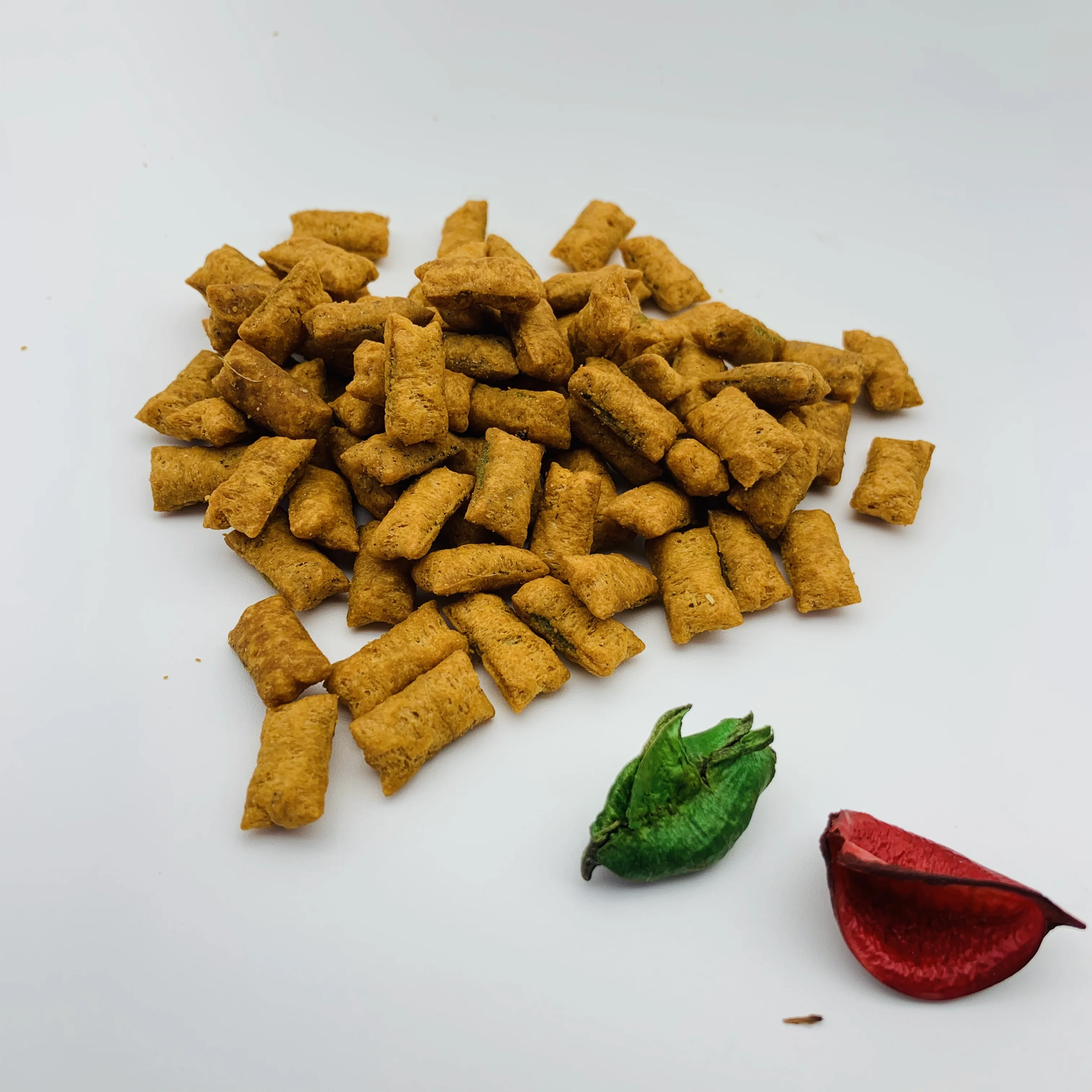 
Natural organic cat crunchy treats salmon cat snacks dog and cat food 