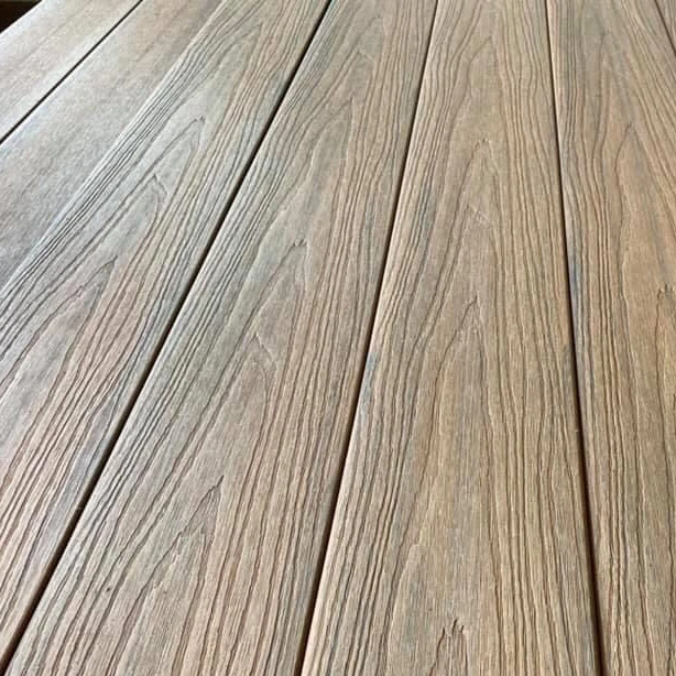 Co-extrusion+al+aire+libre+decoracion+revestimiento+de+pared+de+wpc+panel+de+ Decking