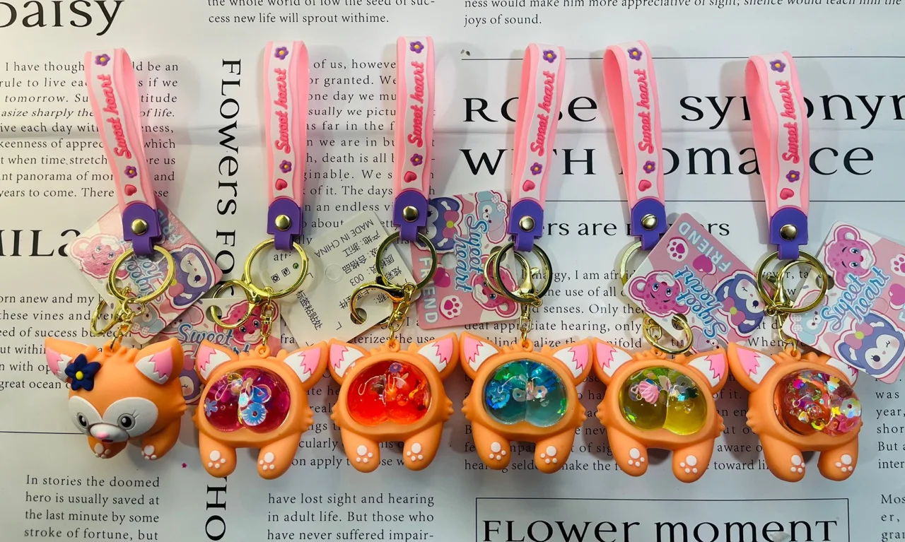 Oil Floating Fruit Strawberry bear Quicksand Ass Filled Glitter Liquid Keychain Cute Fruit Liquid Bag Key Chain Pendant for kids