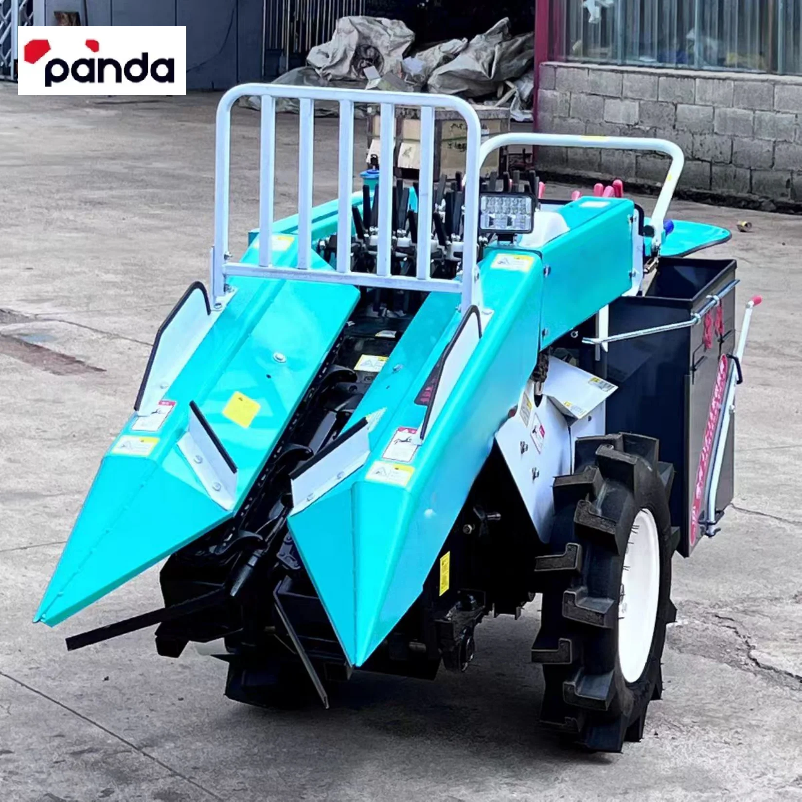 Combined Corn Harvester Four-wheel Forage Grinder Agriculture Equipment Crops Cutting Machine