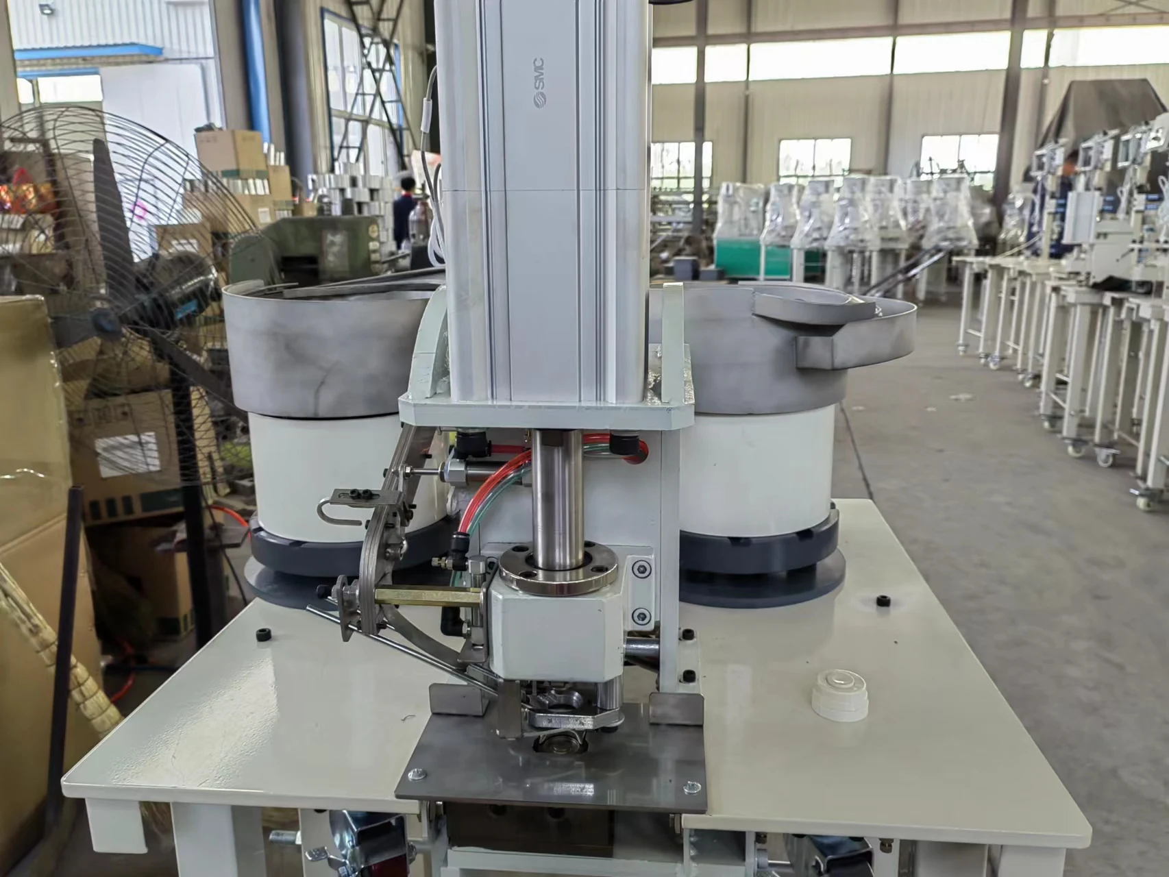 Tarpaulin Automatic Eyelet Punching Machine