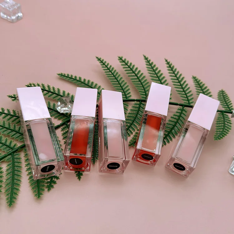 Pink Lip Gloss Tube Fruit Flavored Lip Oil Transparent Pink Long-Lasting Natural Moisturizing Lip Oil Smooth and Shiny White